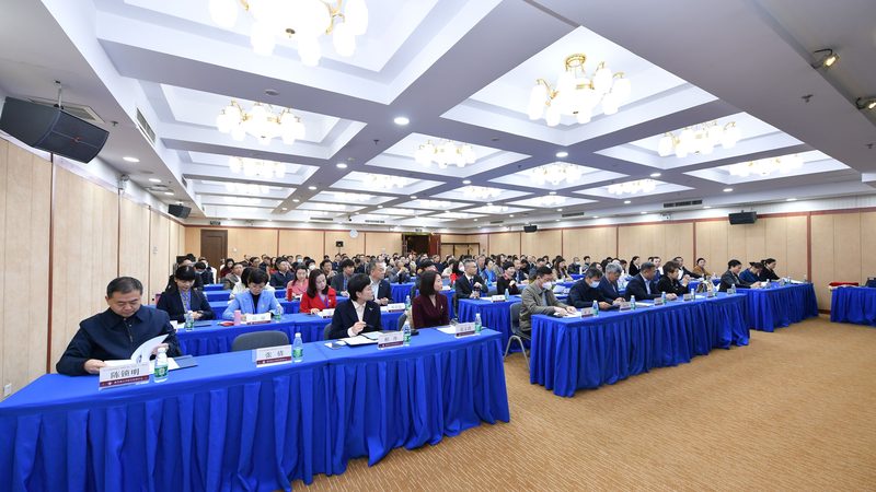 企业内训课程大纲定制，如何精准匹配需求与预算？**